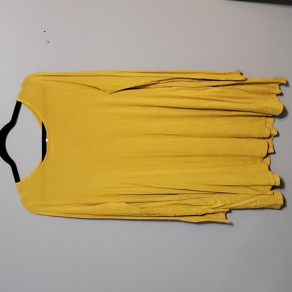 DRESS SIZE MEDIUM